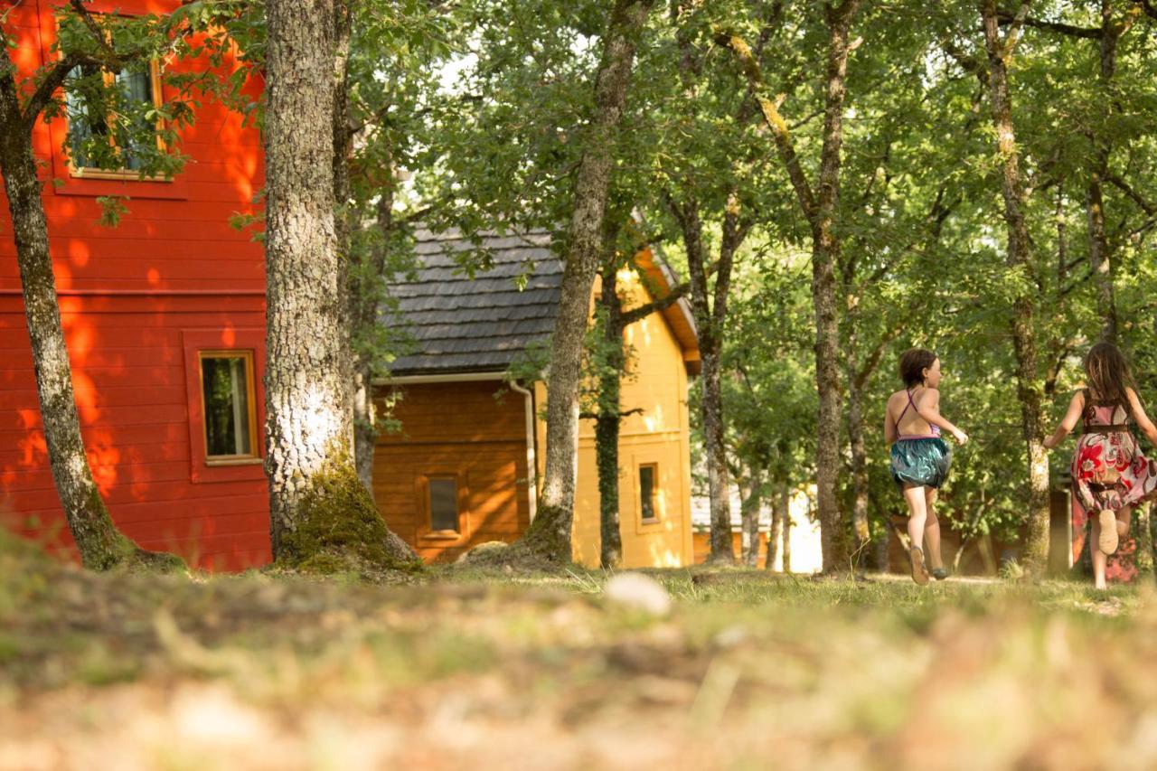 Отель Le Bois De Faral Le Bastit Экстерьер фото