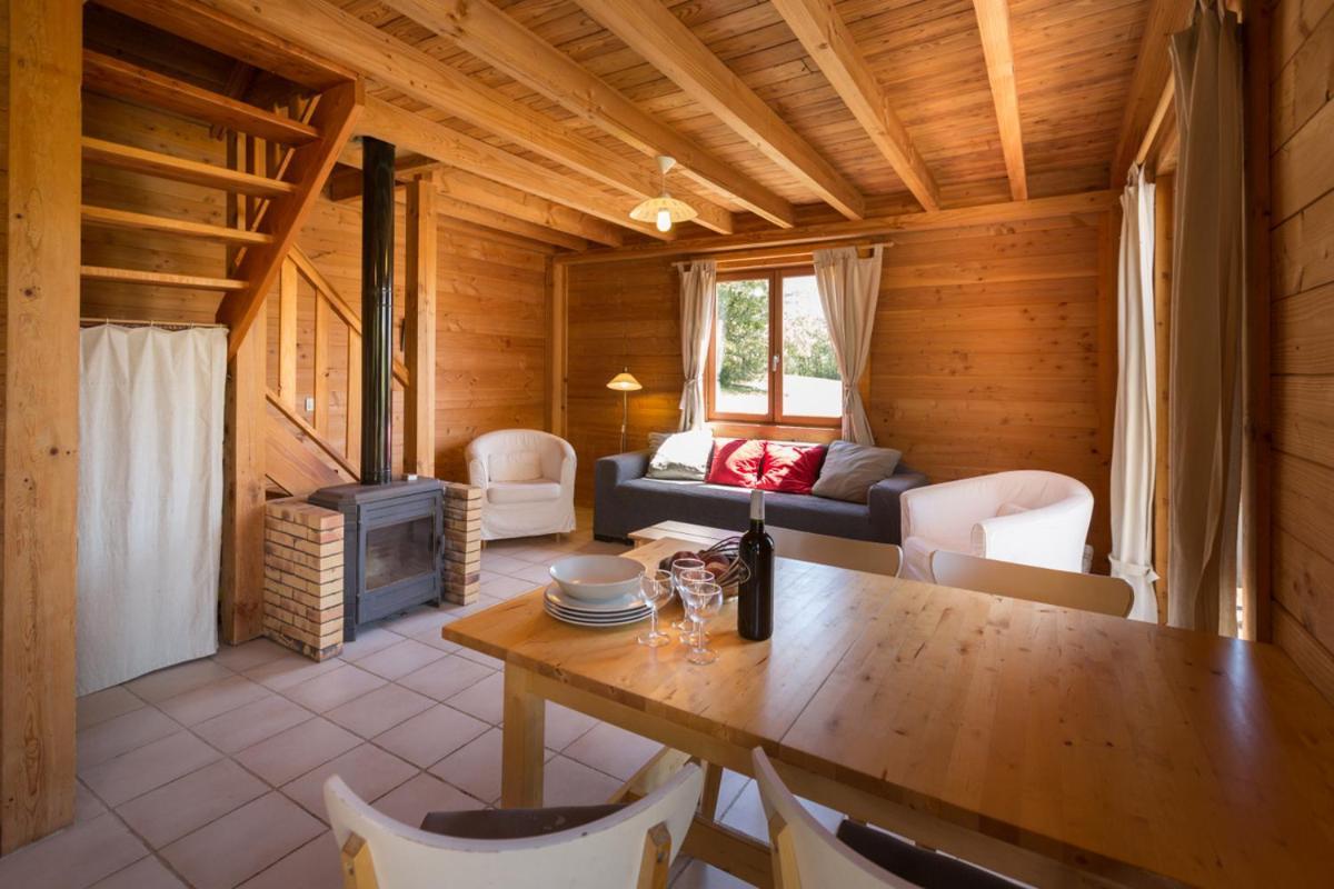 Отель Le Bois De Faral Le Bastit Экстерьер фото